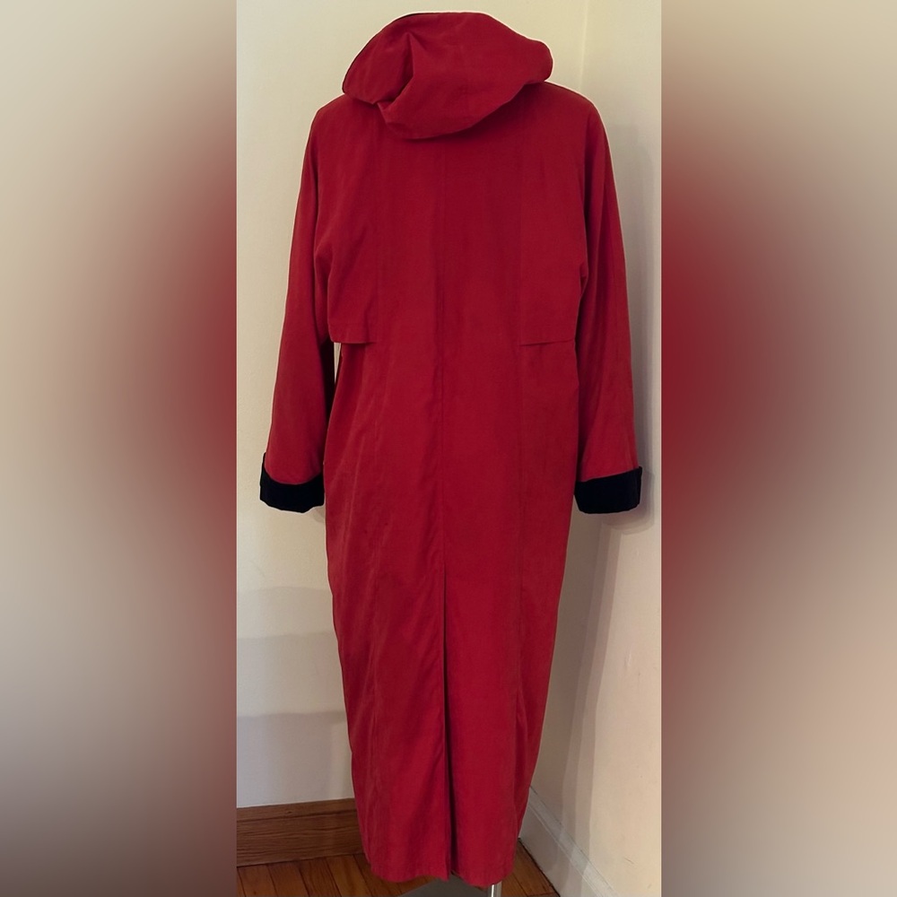 London Fog Red Double Breast Trench Coat. Black Velvet Accents With Tie. Sz 12 - Picture 3 of 13